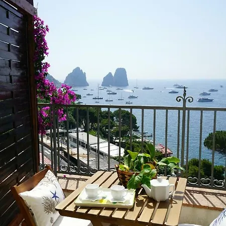 La Finestra Sui Faraglioni *