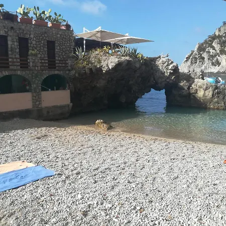 Apartment La Finestra Sui Faraglioni Capri